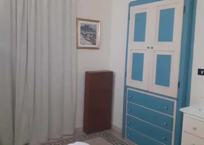 ゲストハウス Casa Nel Vicoletto チェラーノ